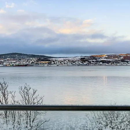 Oceanfront Penthouse Duplex Wamazing View! *