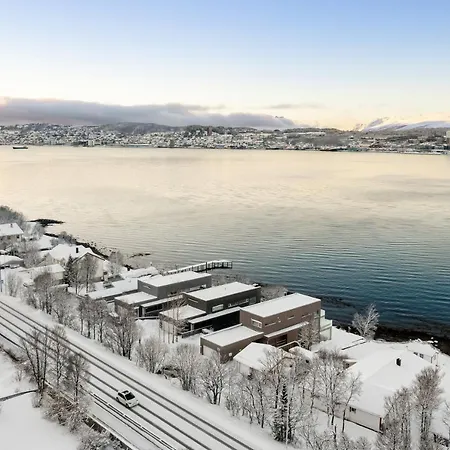 Oceanfront Penthouse Duplex Wamazing View! Lägenhet