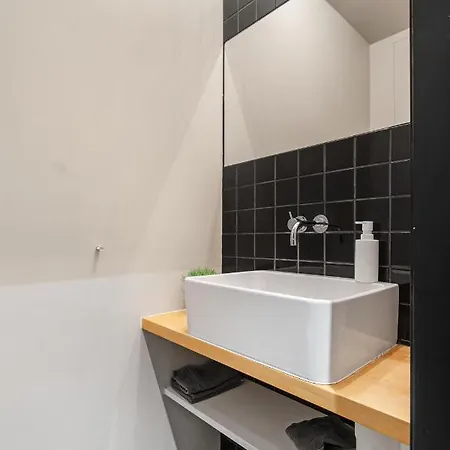 Oceanfront Penthouse Duplex Wamazing View! *