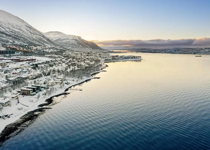 Oceanfront Penthouse Duplex Wamazing View! Apartamento Tromsø