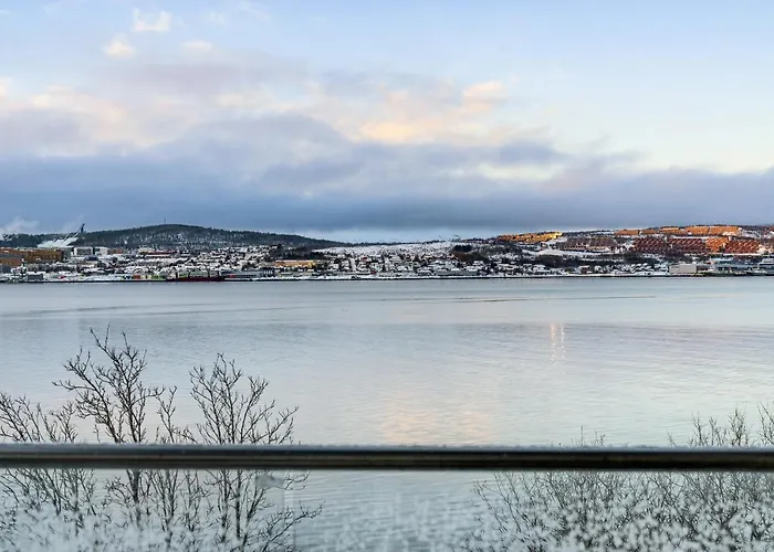 Oceanfront Penthouse Duplex Wamazing View! *