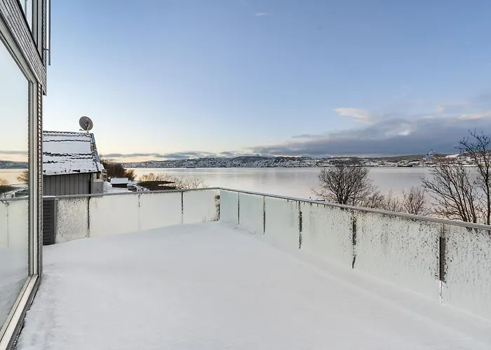 Oceanfront Penthouse Duplex Wamazing View!