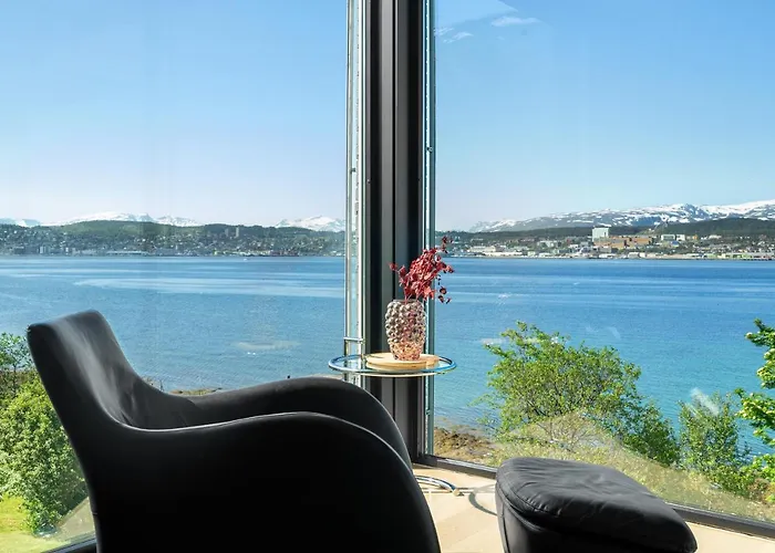 Oceanfront Penthouse Duplex Wamazing View! Apartamento Tromsø