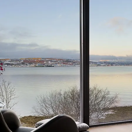 Oceanfront Penthouse Duplex Wamazing View! דירה *